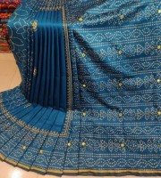 Sharee-sea blue color