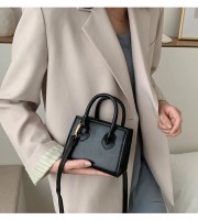 OBS.Small Handbags And Purses Designer Crossbody Bags(black)